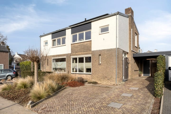 Photo of property Pastoor Halmansstraat 10, Berg en Terblijt