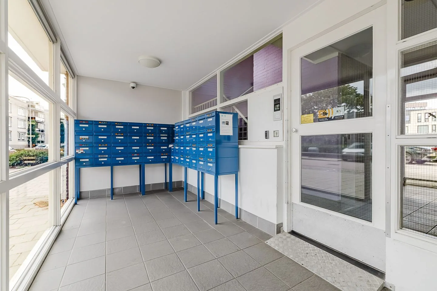 Pastoor van Akenstraat 82 Roosendaal foto 3