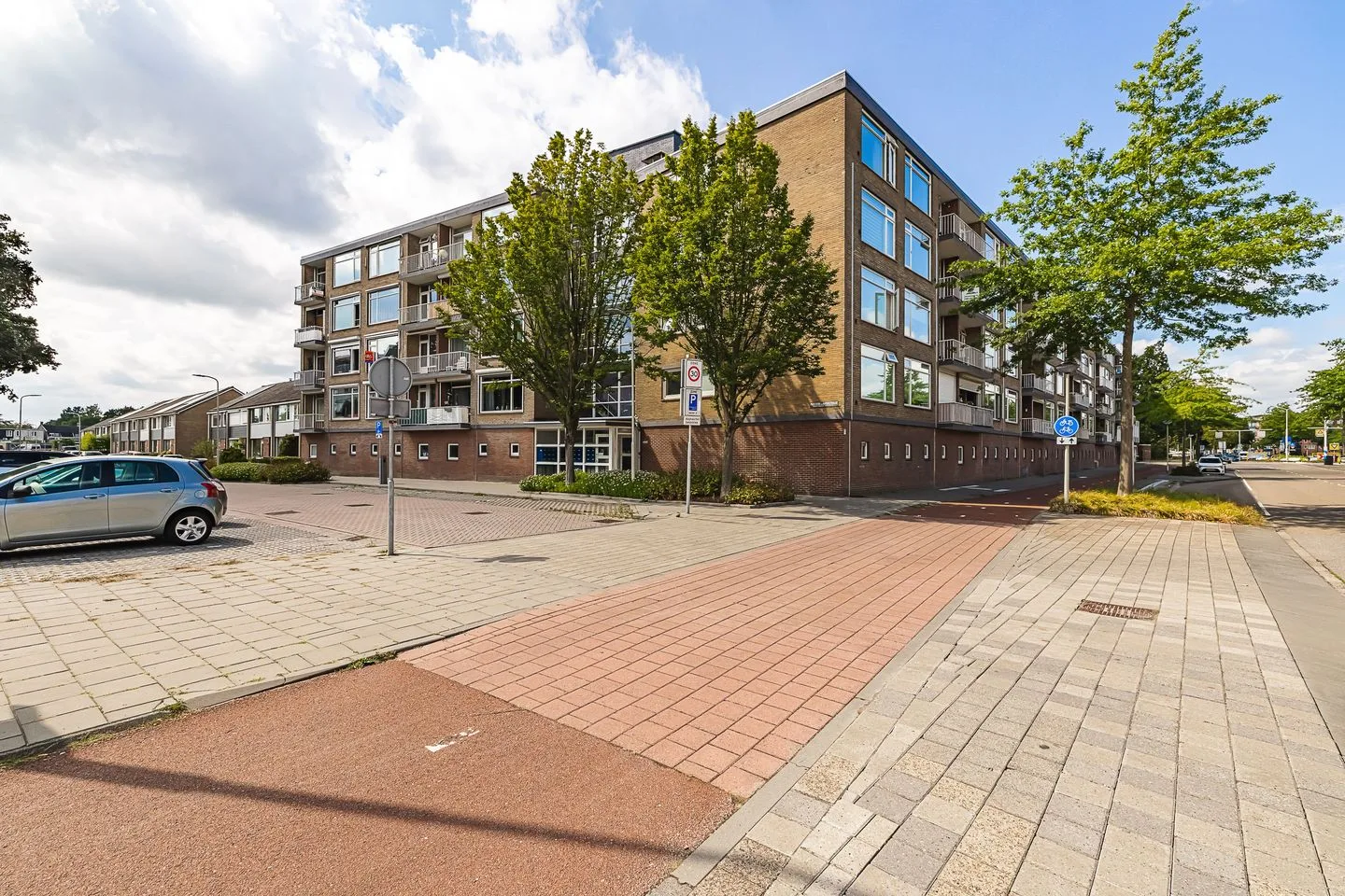 Pastoor van Akenstraat 82 Roosendaal thumbnail 35