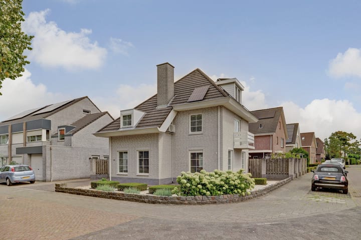 Pastoor van Herckstraat 26 en Gilze foto