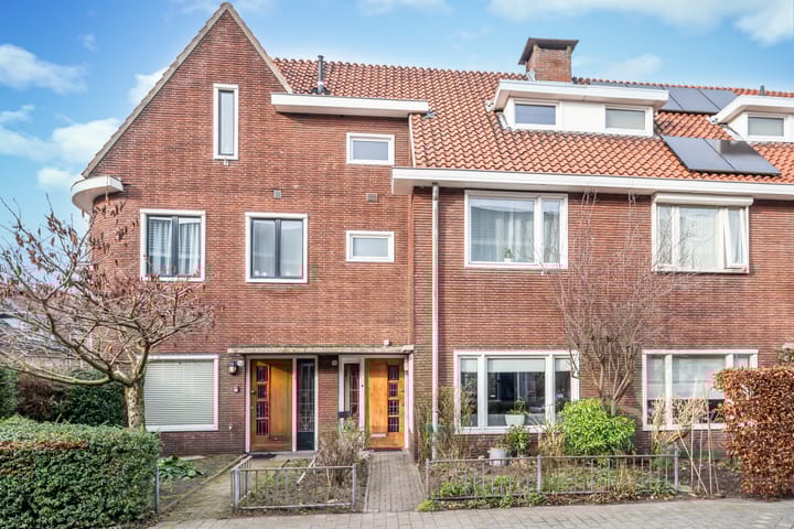 Photo of property Pastoor van Leeuwenstraat 82, Helmond