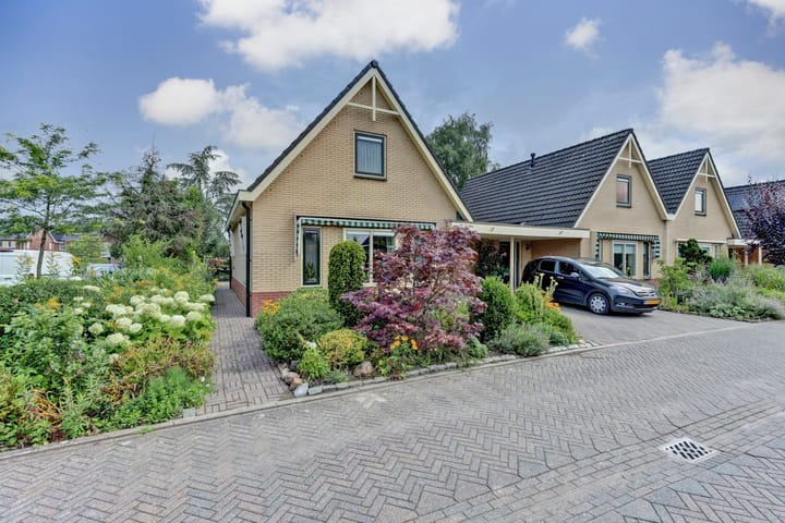 Pastoor Wienholtsstraat 54 in Haaksbergen foto