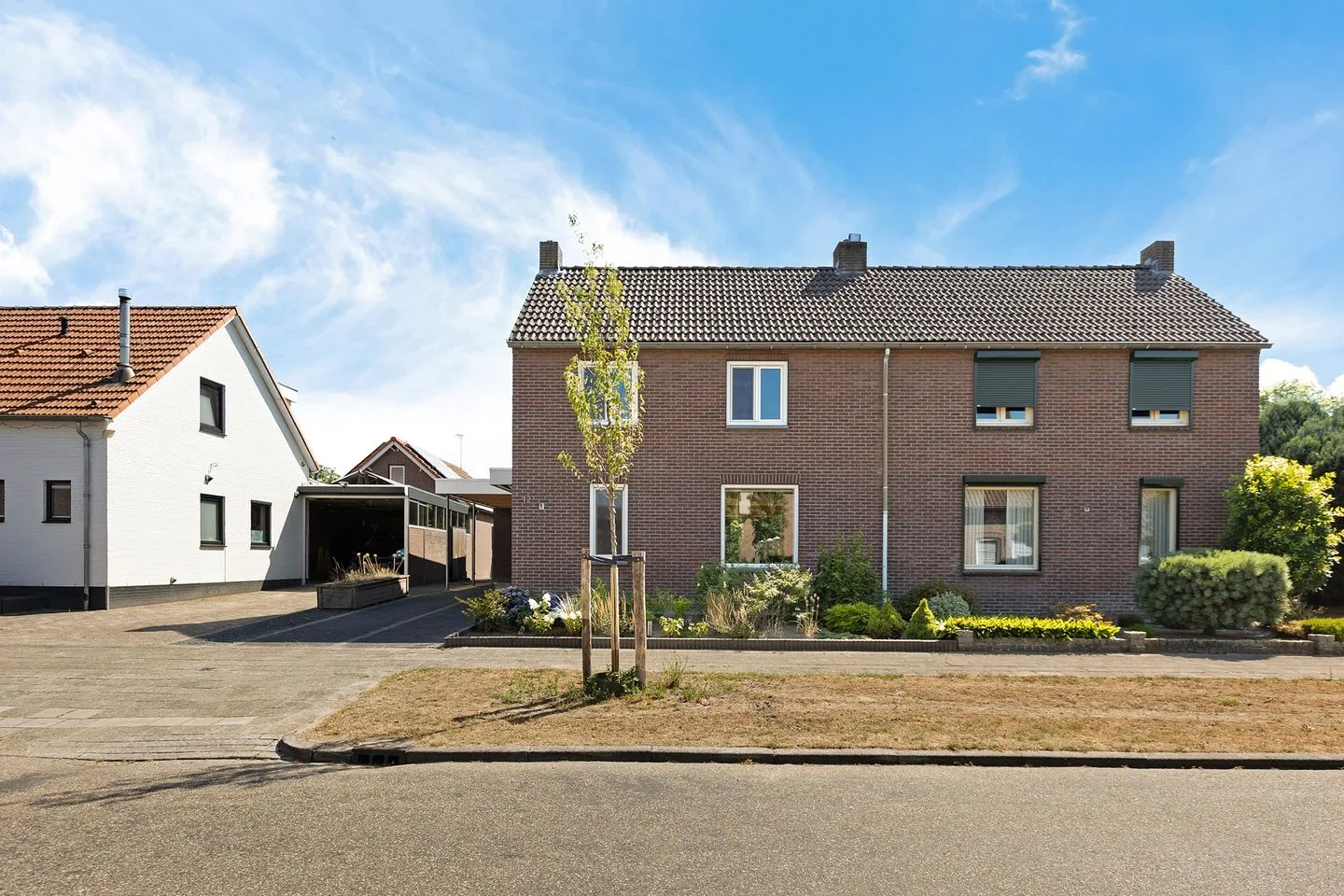 Pater van Donstraat 12 Heibloem foto 2