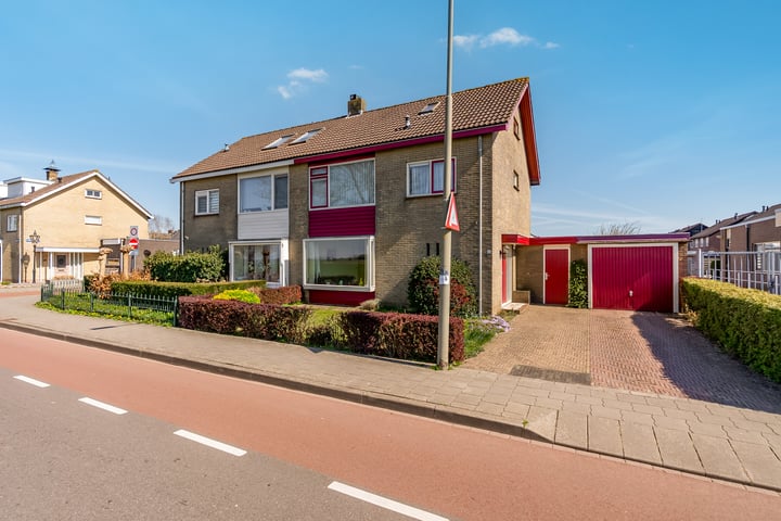 Paterijstraat 14 en Elburg foto