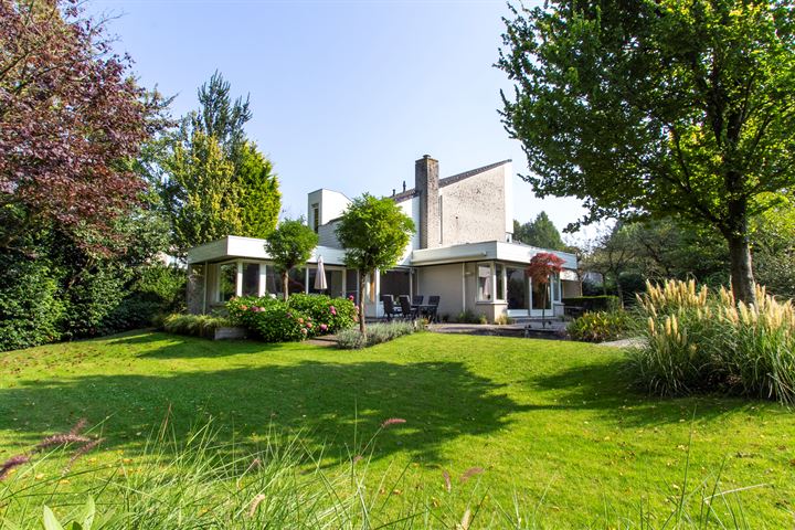 Patrijslaan 14 en Almere foto