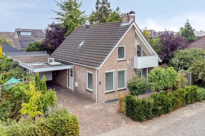 Patrijsstraat 5 in Beneden-Leeuwen Foto