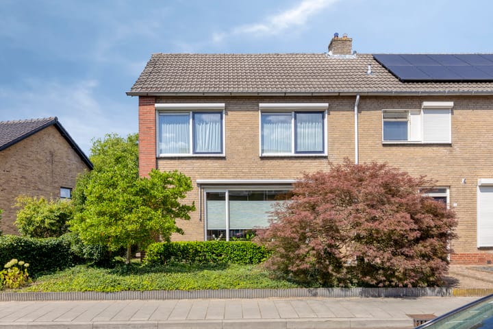 Patrijzenstraat 16 in Goor Foto