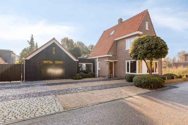 Paulina van Weellaan 1 in Dirksland photo