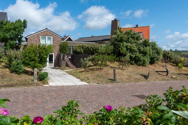 Photo of property Paulineweg 4, Bergen aan Zee