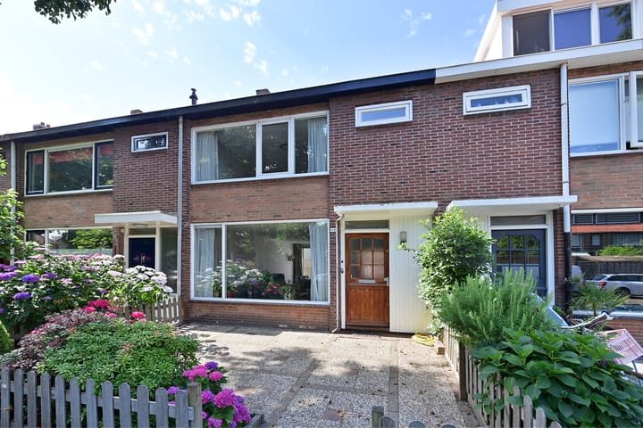 Paulus Potterlaan 46 en Muiderberg foto