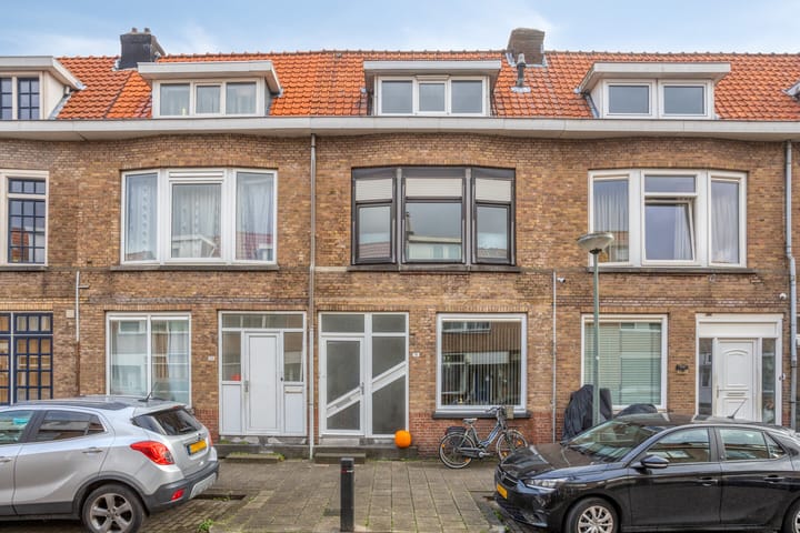 Paulus Potterstraat 18 in Schiedam foto