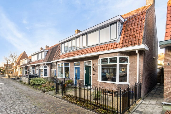 Paulus Potterstraat 20 in Leeuwarden Foto
