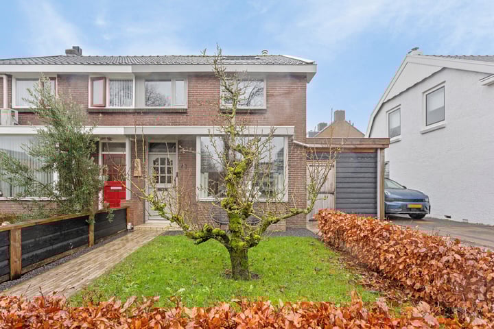 Paulusweg 63 in Hendrik-Ido-Ambacht Foto