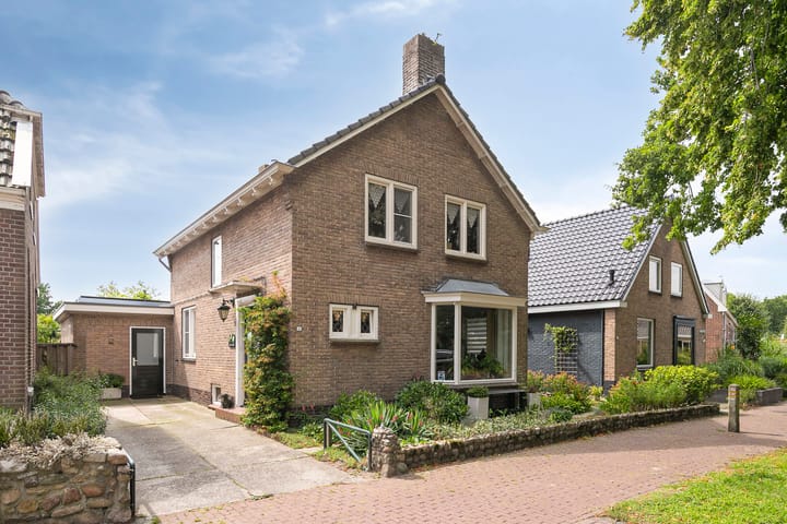 Peesterstraat 4 en Norg foto