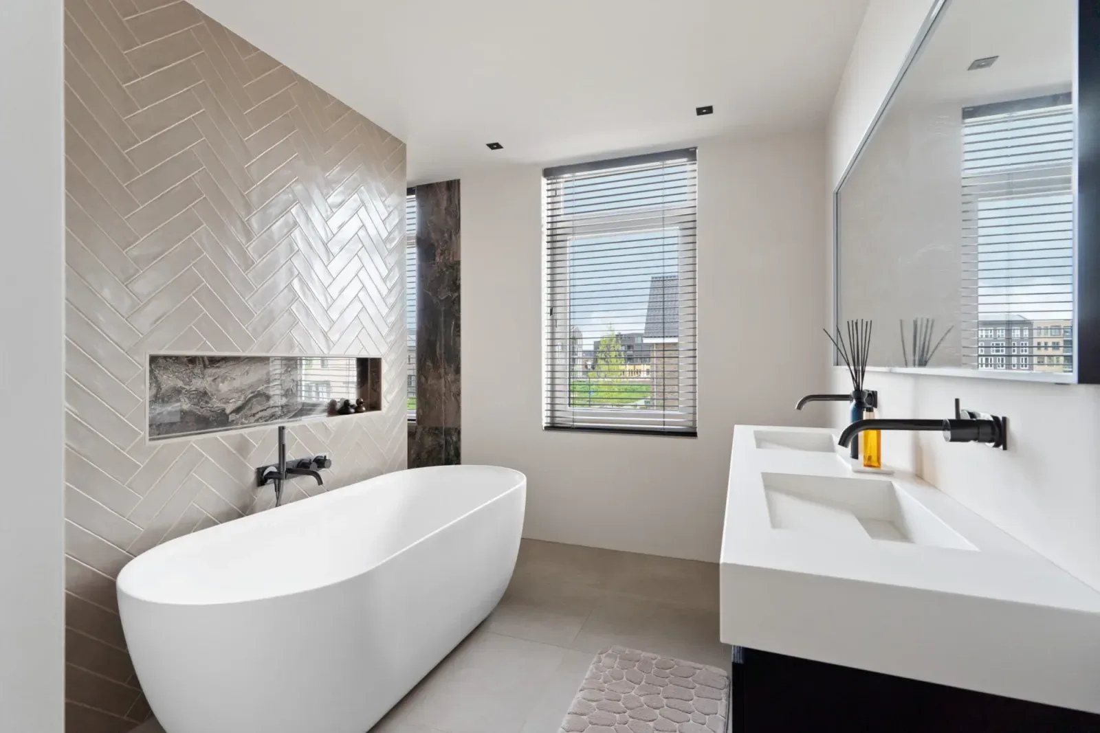 Team photo of Peter van den Top makelaars