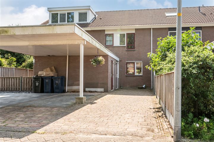 Petmolenstraat 15 in Almere Foto