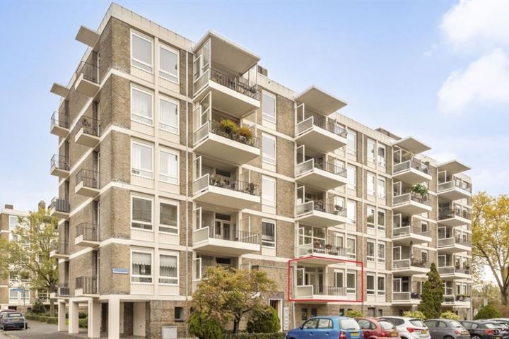 Photo of property Pettelaarseweg 75, 's-Hertogenbosch