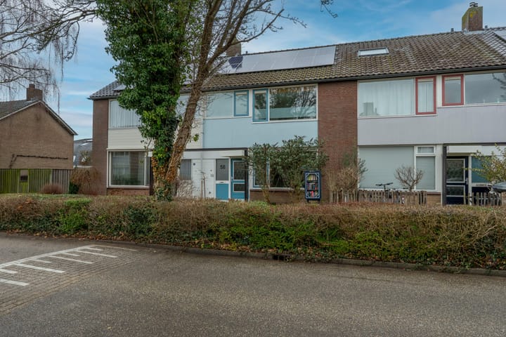 Photo of property Petuniastraat 58, Lent