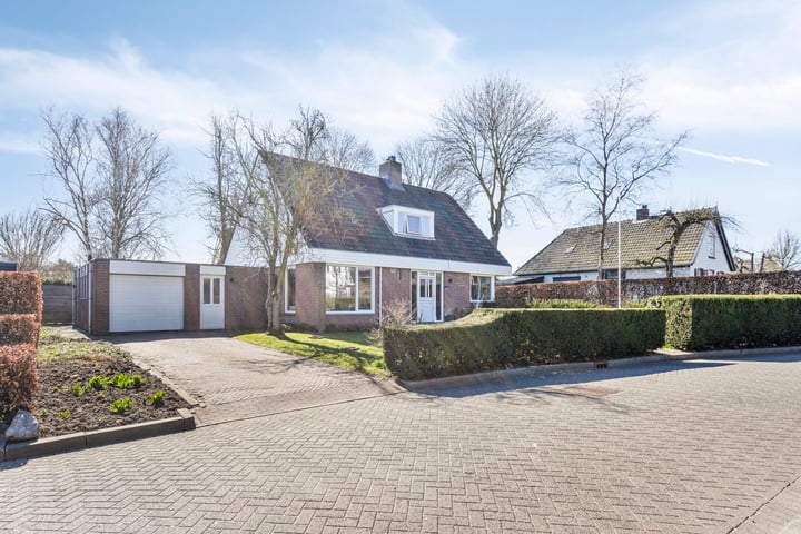 Pieckstraat 2 en Zuilichem foto