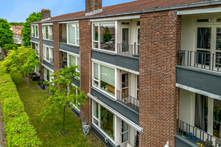 Piet Heinlaan 24 dans Bussum photo