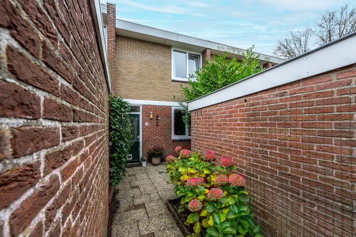 Photo of property Piet Heinlaan 98, Doorn