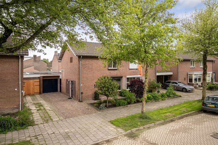 Photo of property Piet Heinstraat 11, Schijndel