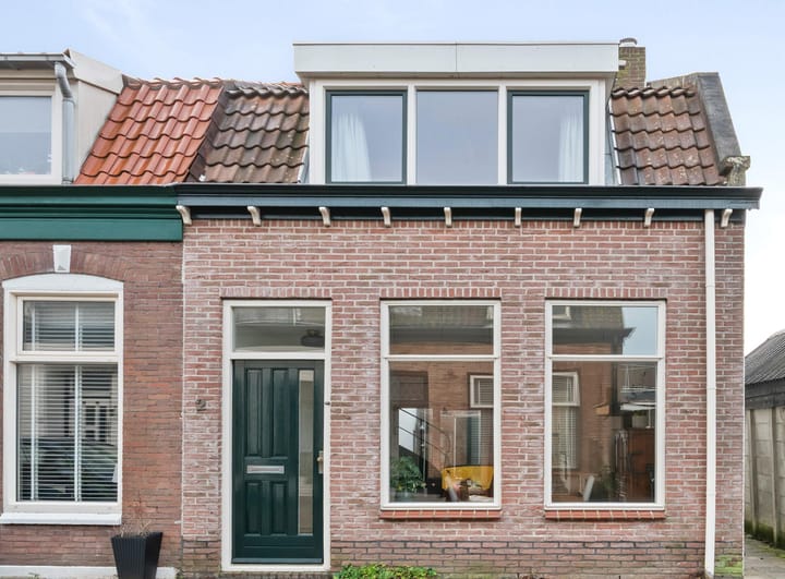 Piet Heinstraat 2 en Den Helder foto