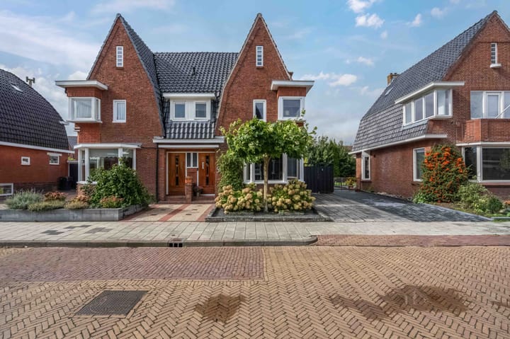 Piet Heinstraat 5 dans Delfzijl photo