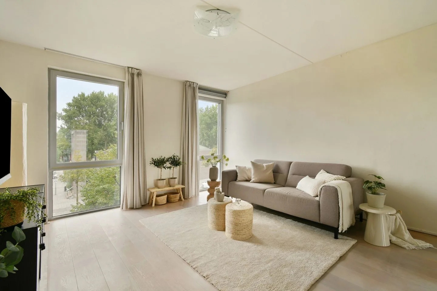 Pieter Calandlaan 723 in Amsterdam