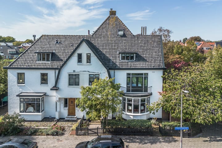 Photo of property Pieter de Hooghstraat 11, Heemstede