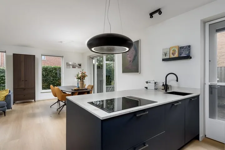 Pietje Pluisplantsoen 18 Almere thumbnail 12