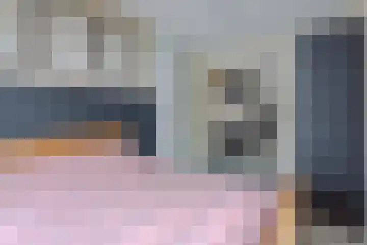 Pinksterbloem 11 Hazerswoude-Dorp thumbnail 15