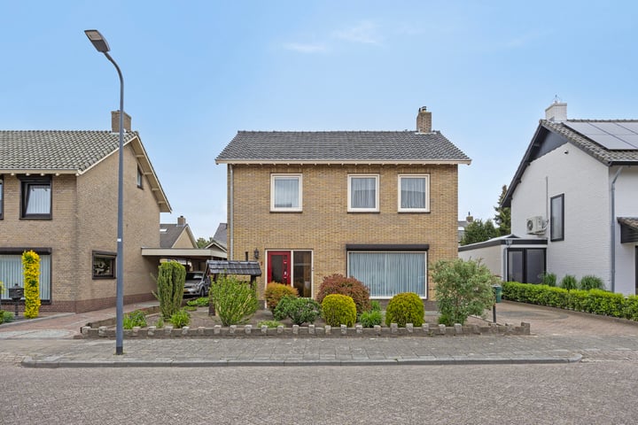 Pinksterbloemstraat 7 en Rosmalen foto