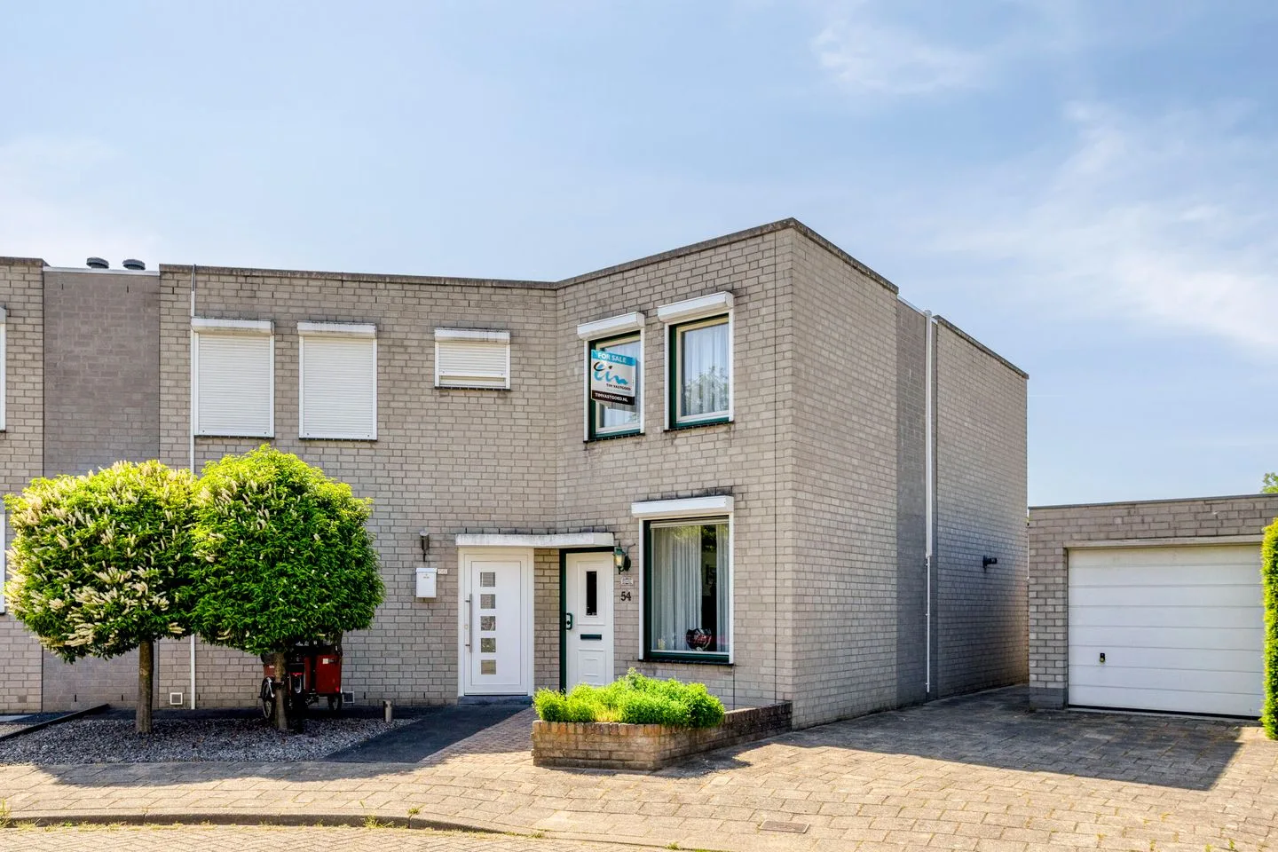 Plantagobeemd 54 en Maastricht