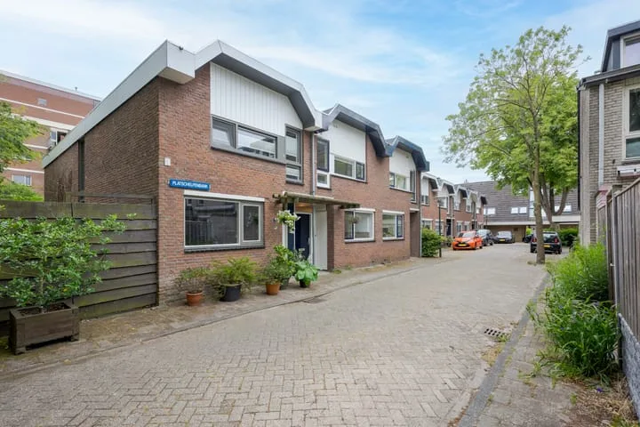 Platschelpenbank 2 Leiden thumbnail 7