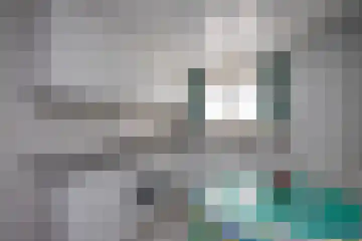 Plonderijen 12 Reusel thumbnail 12