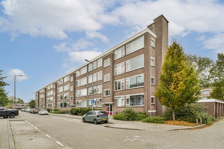 Plotinusstraat 68 in Rotterdam photo