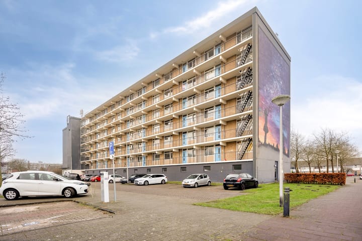 Plutostraat 116 in Alphen aan den Rijn