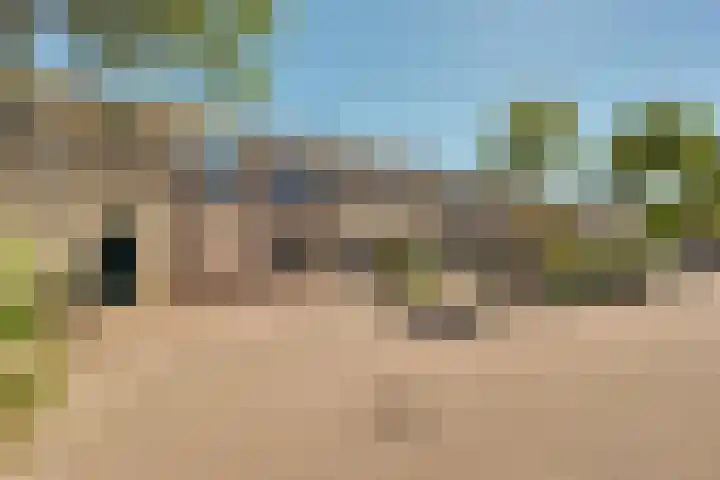 Plutostraat 7 in Assen