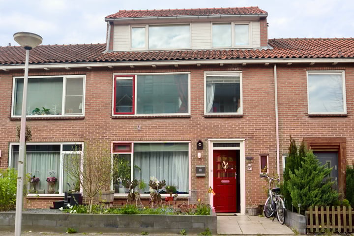 Pluvierhof 10 in Hellevoetsluis foto