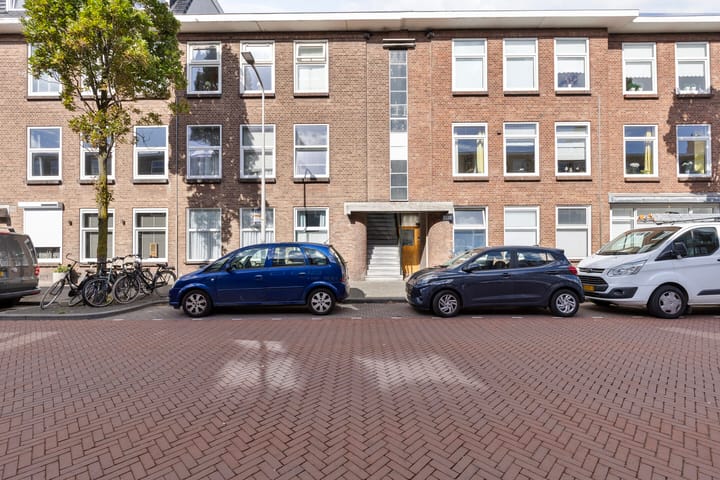 Pluvierstraat 357 in 's-Gravenhage foto