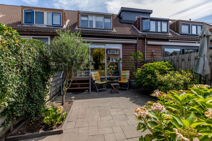 Polderdreef 25 en Nieuwerkerk aan den IJssel foto