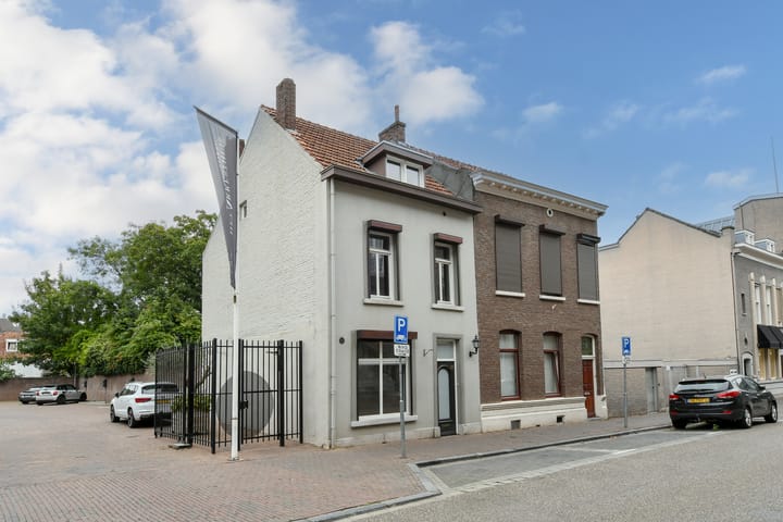 Photo of property Pollartstraat 11, Roermond