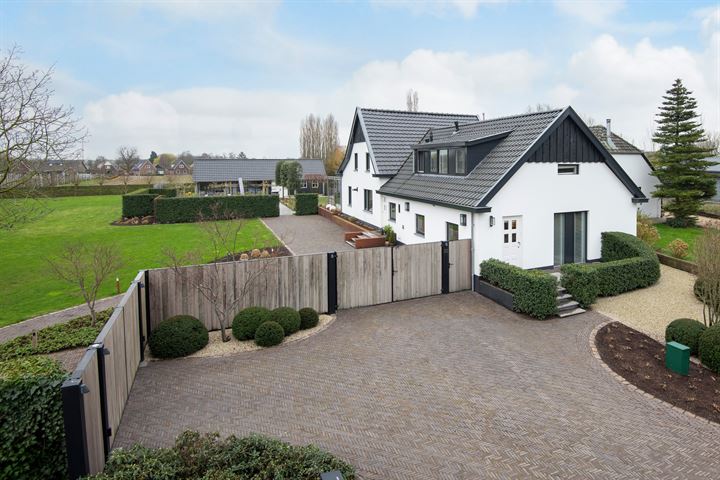 Polstraat 22 in Dreumel Foto