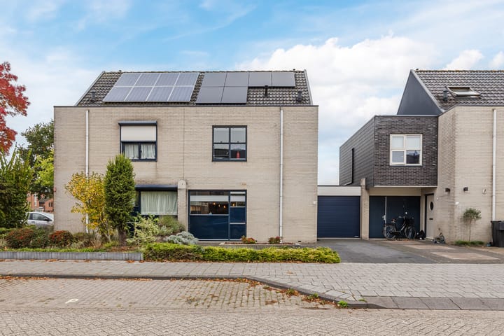 Photo of property Poortlaan 58, Oud-Beijerland