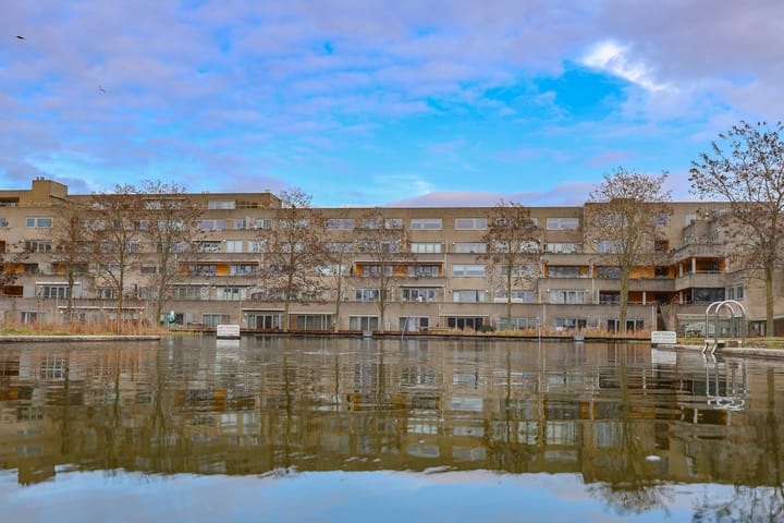 Poseidonsingel 55j in Almere foto