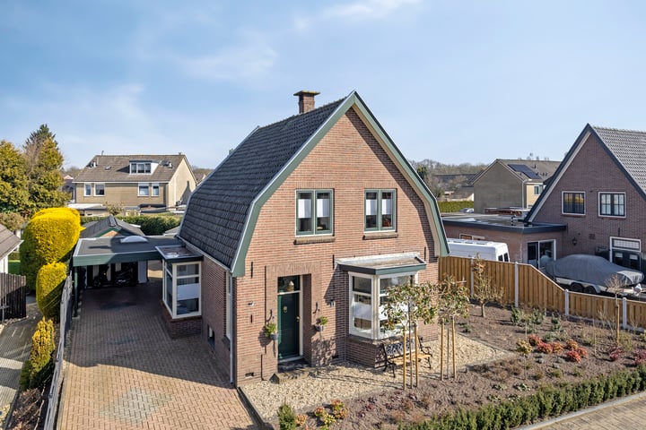 Postweg 1 en Heerde foto