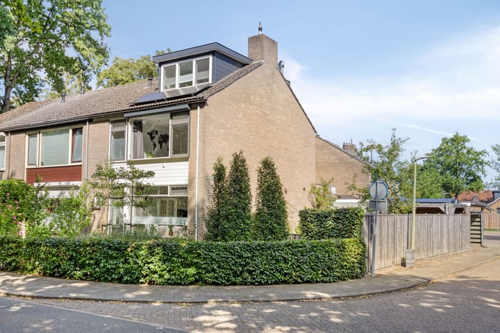 Potgieterstraat 15 in Vaassen Foto