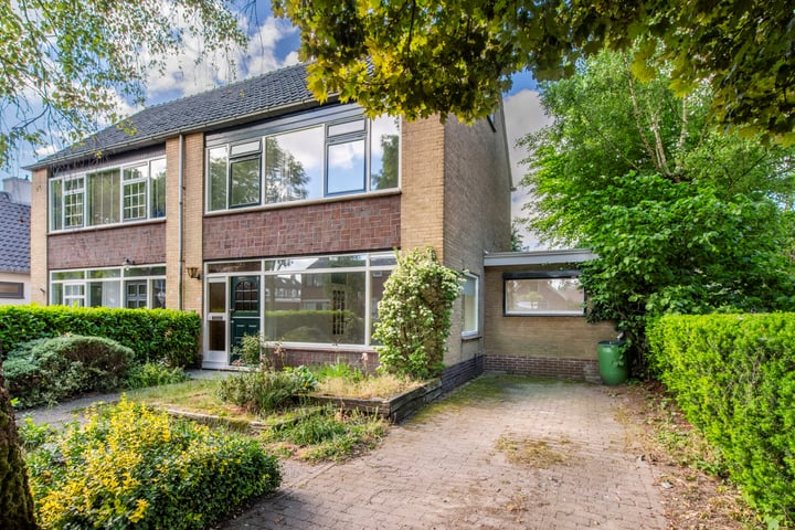 Pr Irenelaan 39 en Amerongen foto