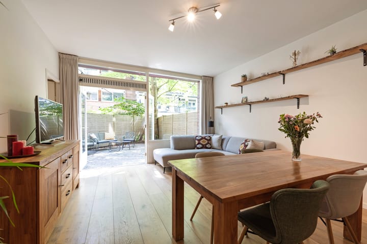 Preangerstraat 1 in Amsterdam foto